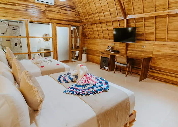 Samplangan Penida Hotel *